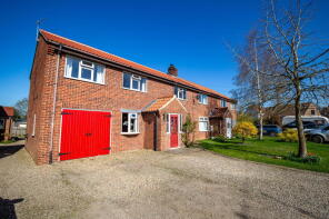 Nicher House, Road To Manor Farm, Thirsk YO7 3HS