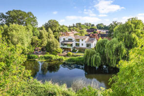 The River House, Ferry Lane, Stratford-upon-avon CV37 7QX