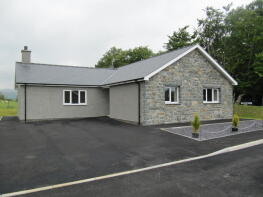 Arfoel, Stãd Cae Gwyn, Rhyd Uchaf LL23 7SD