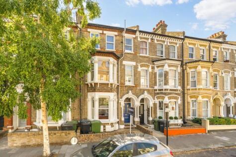 St Luke's Avenue, Clapham