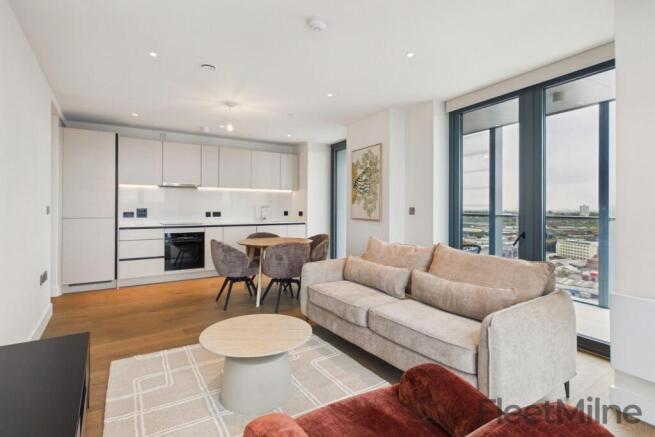 Lounge/dining room