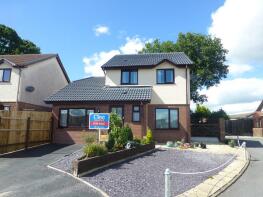 31, Delfryn, Ammanford SA18 3TT