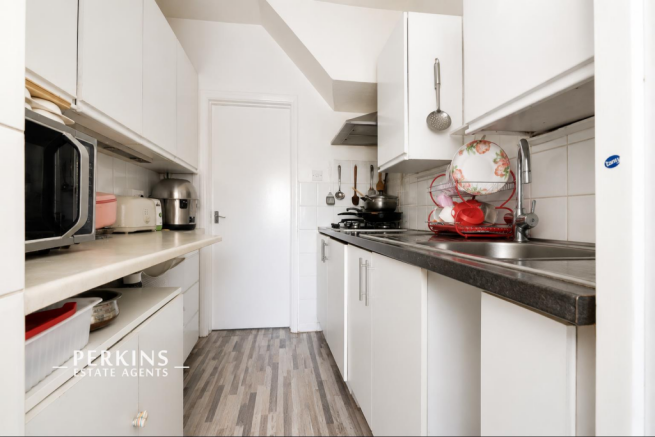 KITCHEN 2.png