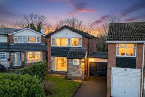 31, St Giles Drive, Hyde SK14 2ST