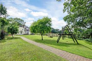 Speck Cottage, A345 Clench Common North East To Junction With Manton Drove, Marlborough SN8 4DR