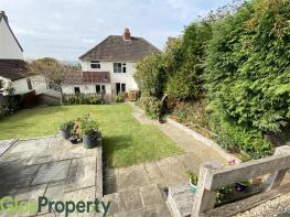 4, Wotton Crescent, Wotton-under-edge GL12 7JZ
