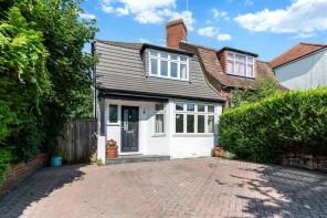 190, Chipstead Way, Banstead SM7 3JU