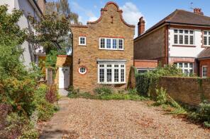 49, Palace Road, East Molesey KT8 9DN