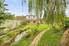 10, Church Close, Norwich NR13 3SS