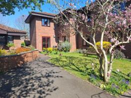 9, Tiddington Court, Knights Lane, Tiddington, Stratford-upon-avon CV37 7BP