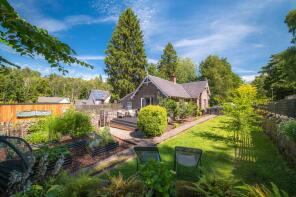 Eastfield Cottage, B935 Main Road, Perth PH2 9EX