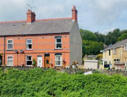 5, Railway Terrace, Rhosymedre, Wrexham LL14 3YW