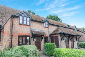 Flat 6, Mayfield Court, Reading Road, Eversley, Hook RG27 0RS
