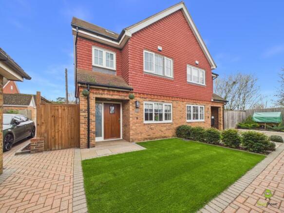 Presented by James Hillier at EweMove Bexleyheath