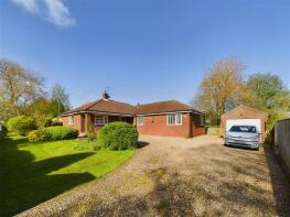 Treetops, Back Lane, West Lutton, Malton YO17 8TF
