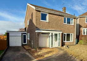 9, Anglia Close, Litchard, Bridgend CF31 1QX