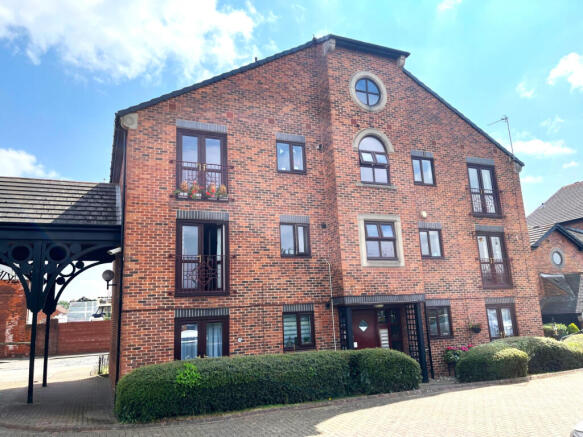 1 Bedroom Apartment for Sale