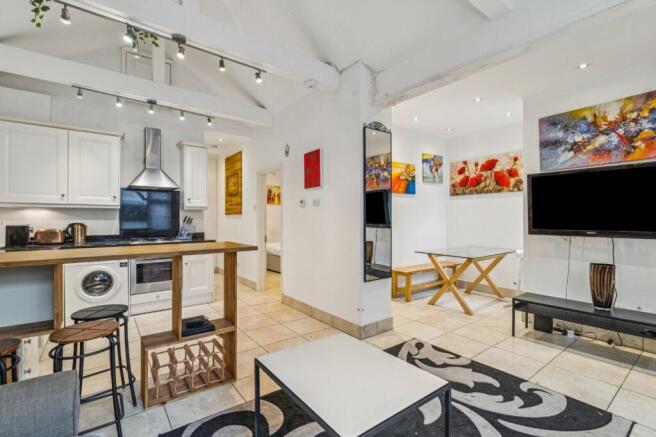 Studio House