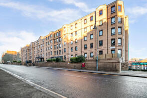 Flat 3/5, 42 Dalhousie Court, West Graham Street, Glasgow G4 9LH