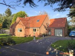 Wood End Cottage, Fosse Road, Newark NG24 3SE