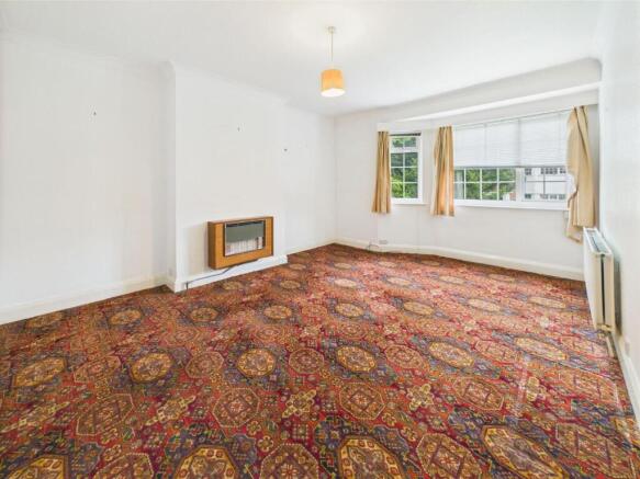 Sitting/Dining Room