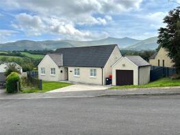 7, Pen Y Fan Close, Libanus, Brecon LD3 8EJ