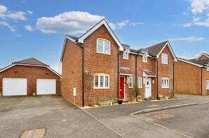 16, Shirnall Meadow, Lower Farringdon, Alton GU34 3DY