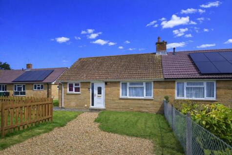 Backing Onto Fields * Godshill