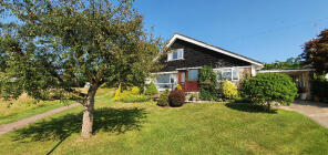 5, St Cybi Avenue, Usk NP15 1TT