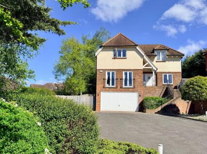 Chynham Place, South Croydon, CR2