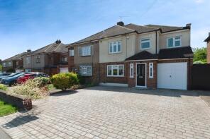 94, Ingrebourne Gardens, Upminster RM14 1BW