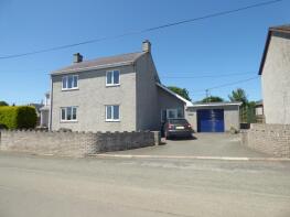 Llwyn Erw, School Lane, Llanbedrgoch LL76 8SX