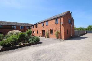 6, Howton Grove Barns, A465 From The Motte To Crizeley Layby Via Wormbridge, Hereford HR2 9DY