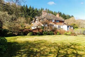 Lane House, Marley Heights, Haslemere GU27 3LU
