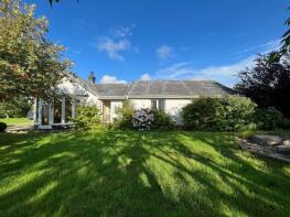 4, Parc Yr Efail, Llandysul SA44 6LJ