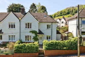 3, Lampern View, Dursley GL11 5TD