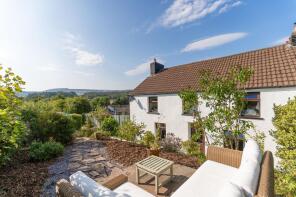 Ty Maen, Bettws Hill, Bettws, Newport NP20 7AD