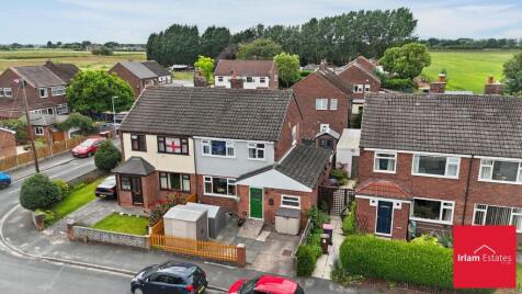 Rose Avenue, Irlam, M44
