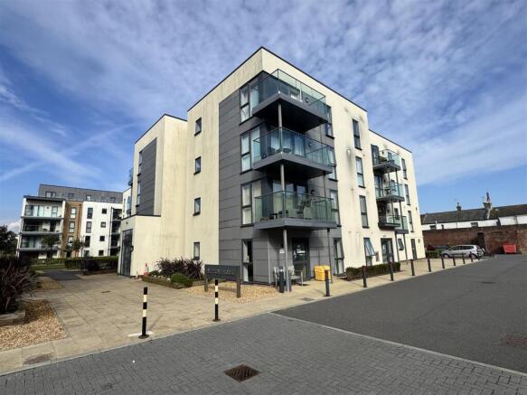 For Sale by Aspire Residential | Heene Road