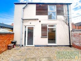 40c, Harlestone Road, Northampton NN5 7AG