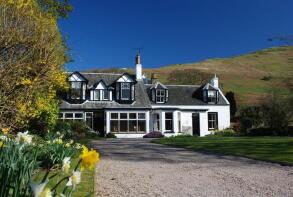4, The Clachan, Glasgow G66 7AB