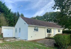 9, Edrics Green, Salisbury SP4 0DP