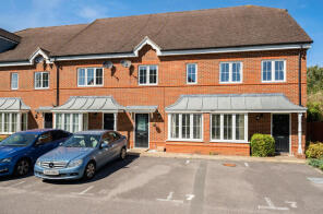8, Mayfield Mews, Wokingham RG41 5BF