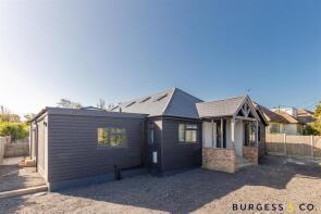 Ebury, Fyrsway, Hastings TN35 4BG