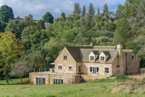 Glyme Bank, Road Through Lidstone, Lidstone, Chipping Norton OX7 4HL
