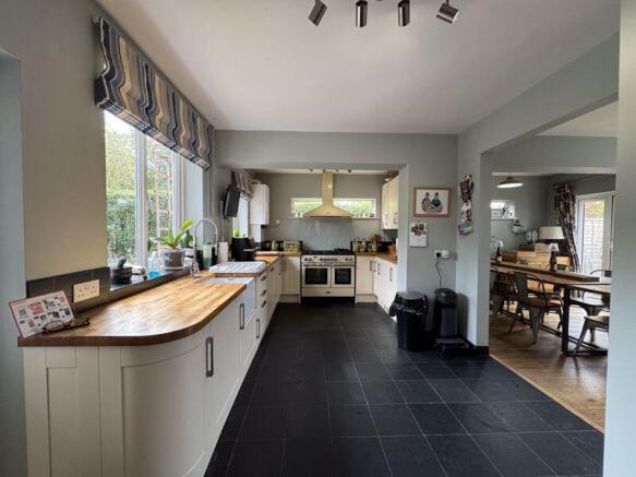 Kitchen/Dining Room