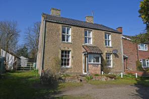 Stone House, The Street, Halesworth IP19 9HU