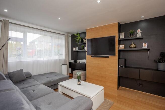 Final-4 - 3 bedroom semi-detached (house) at Gre