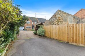 8, Carlow Street, Kettering NN14 4DN