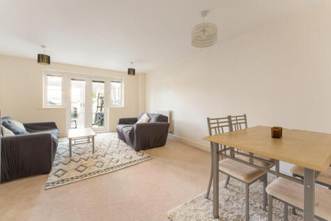 Bushy Close, Romford, RM1